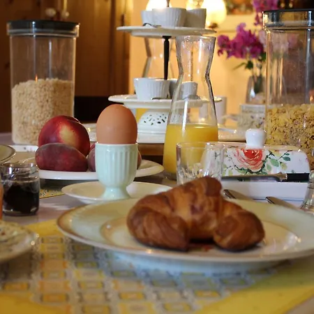 B&B Lisieux Country House *