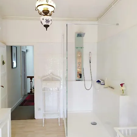 Lisieux Country House *